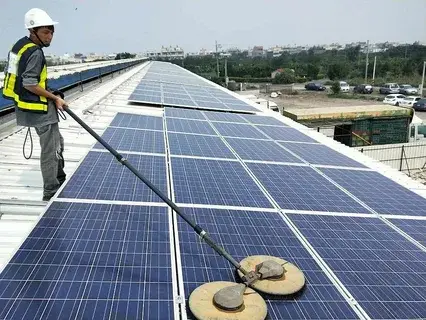 How to Clean a Solar Panel in Williamstown, USA